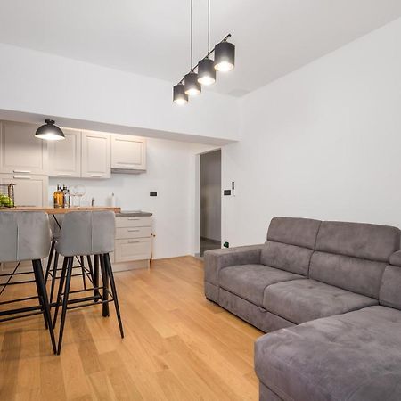 Zid Apartman Opatija Buitenkant foto